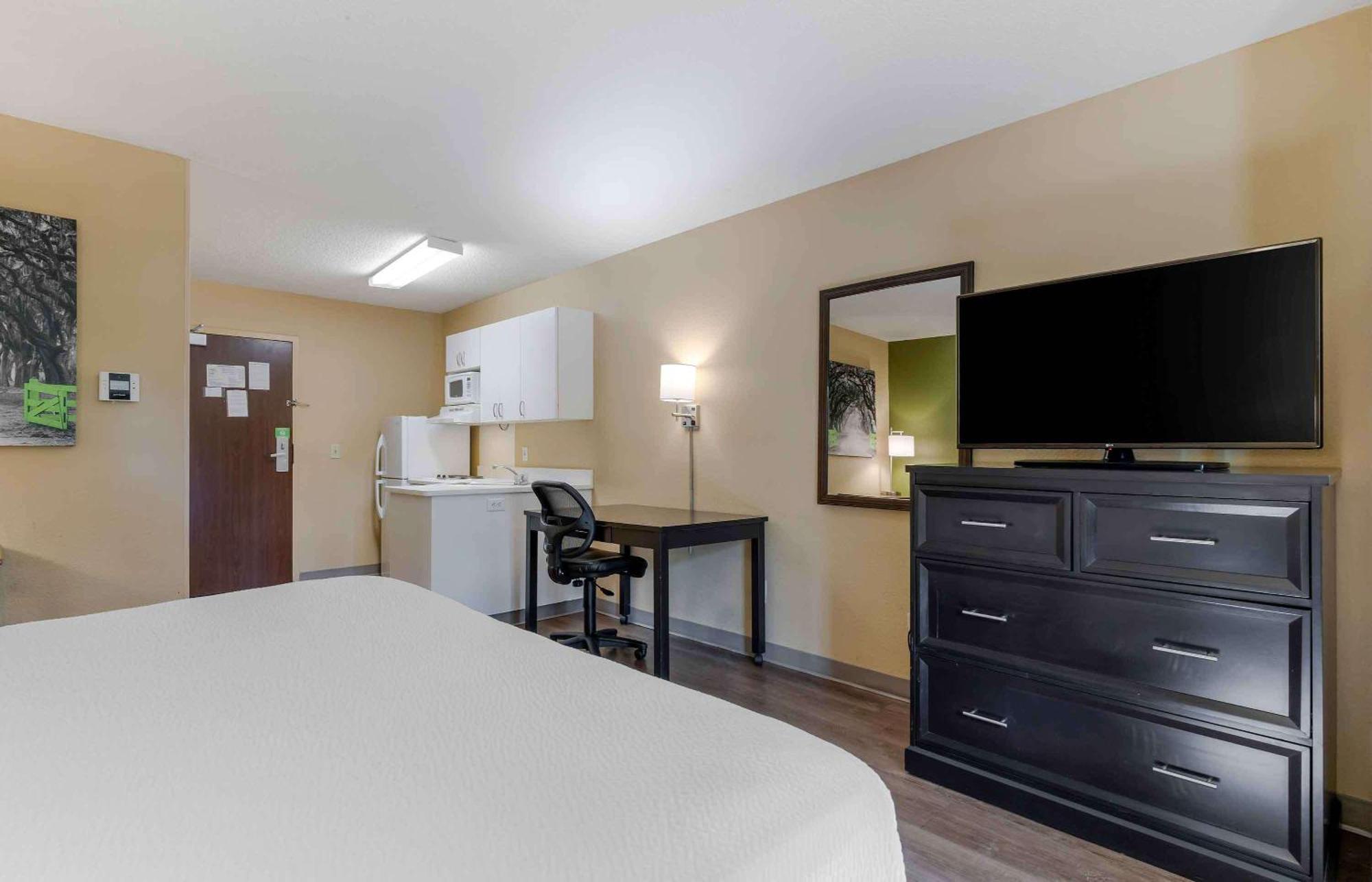 Extended Stay America Select Suites - Gainesville - I-75 Екстериор снимка