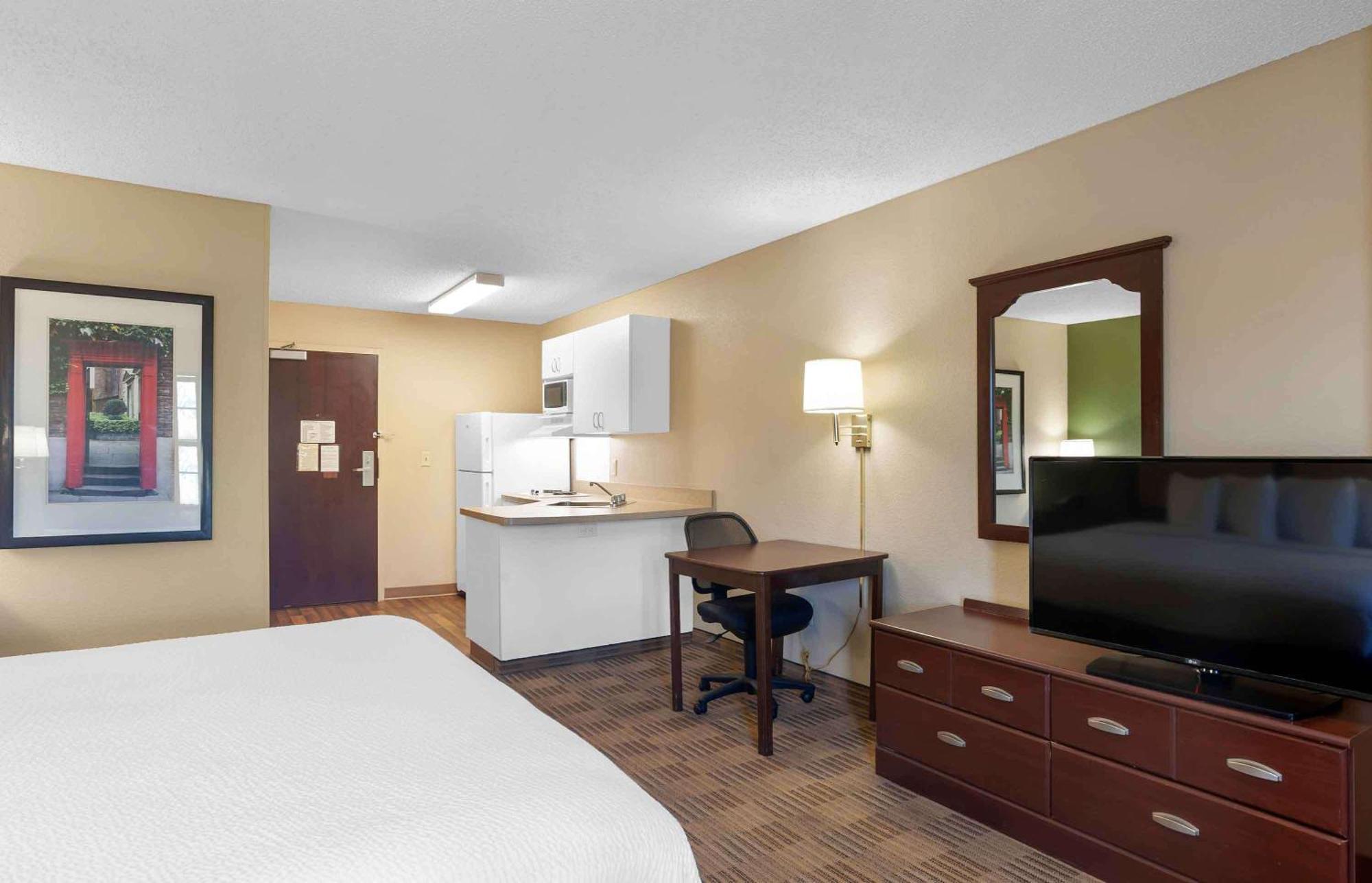 Extended Stay America Select Suites - Gainesville - I-75 Екстериор снимка